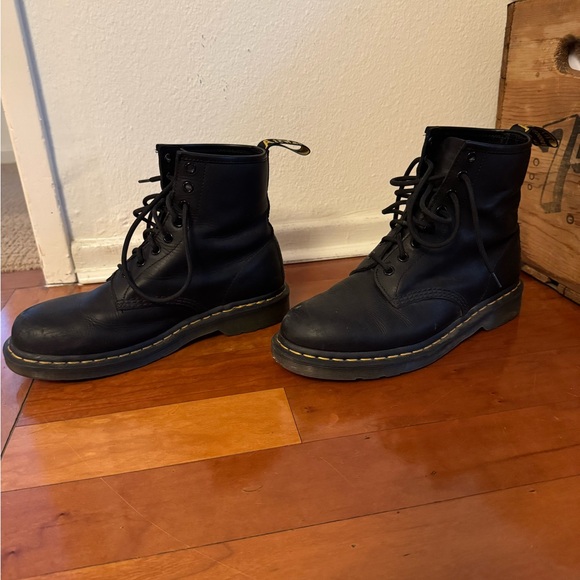 Dr. Marten 1460 Matte Black Lace Up Boot - Picture 2 of 6